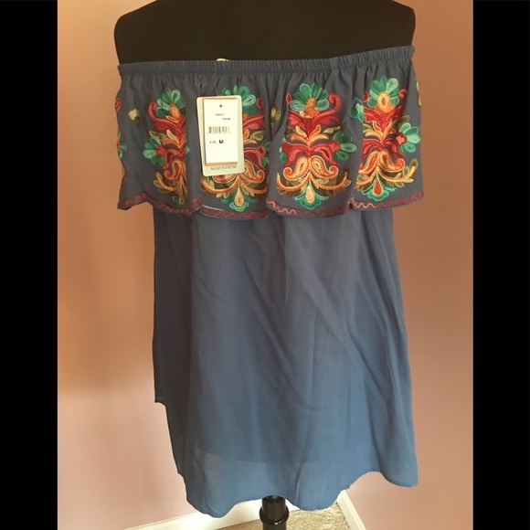 NWT Nordstrom’s Surf Gypsy Denim Embroidered Top M - Picture 6 of 8